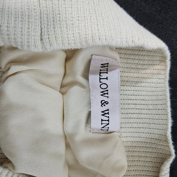 Cream Knit Skirt Size S - Picture 7 of 8